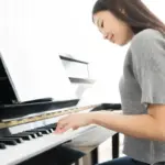 Seu Sonho de Tocar Piano Começa Aqui: Baixe o Aplicativo Gratuito e Toque Hoje!